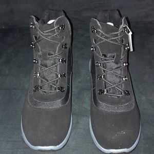 Lands End Men’s Boots Sz 10 - new